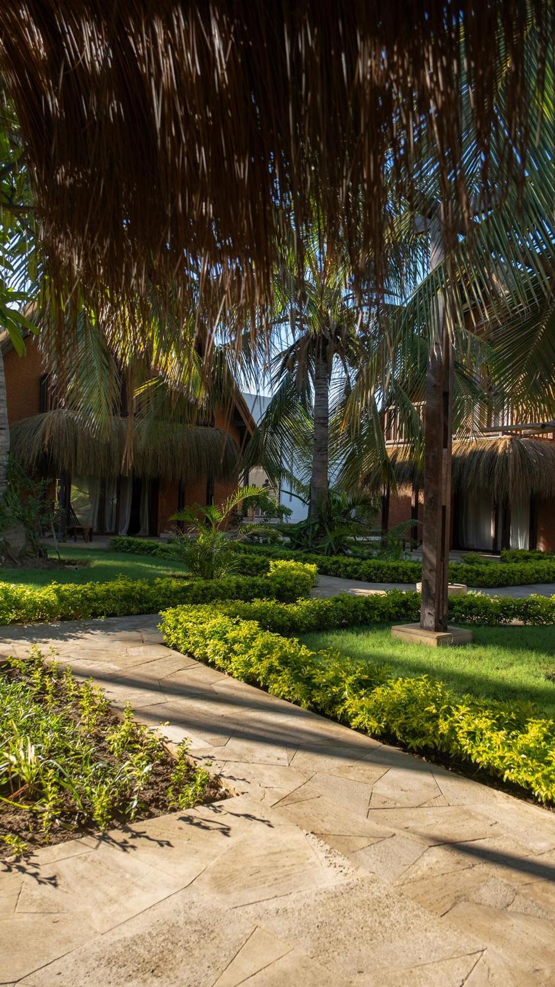 Le Vahine Eco-Resort Toliara Bagian luar foto