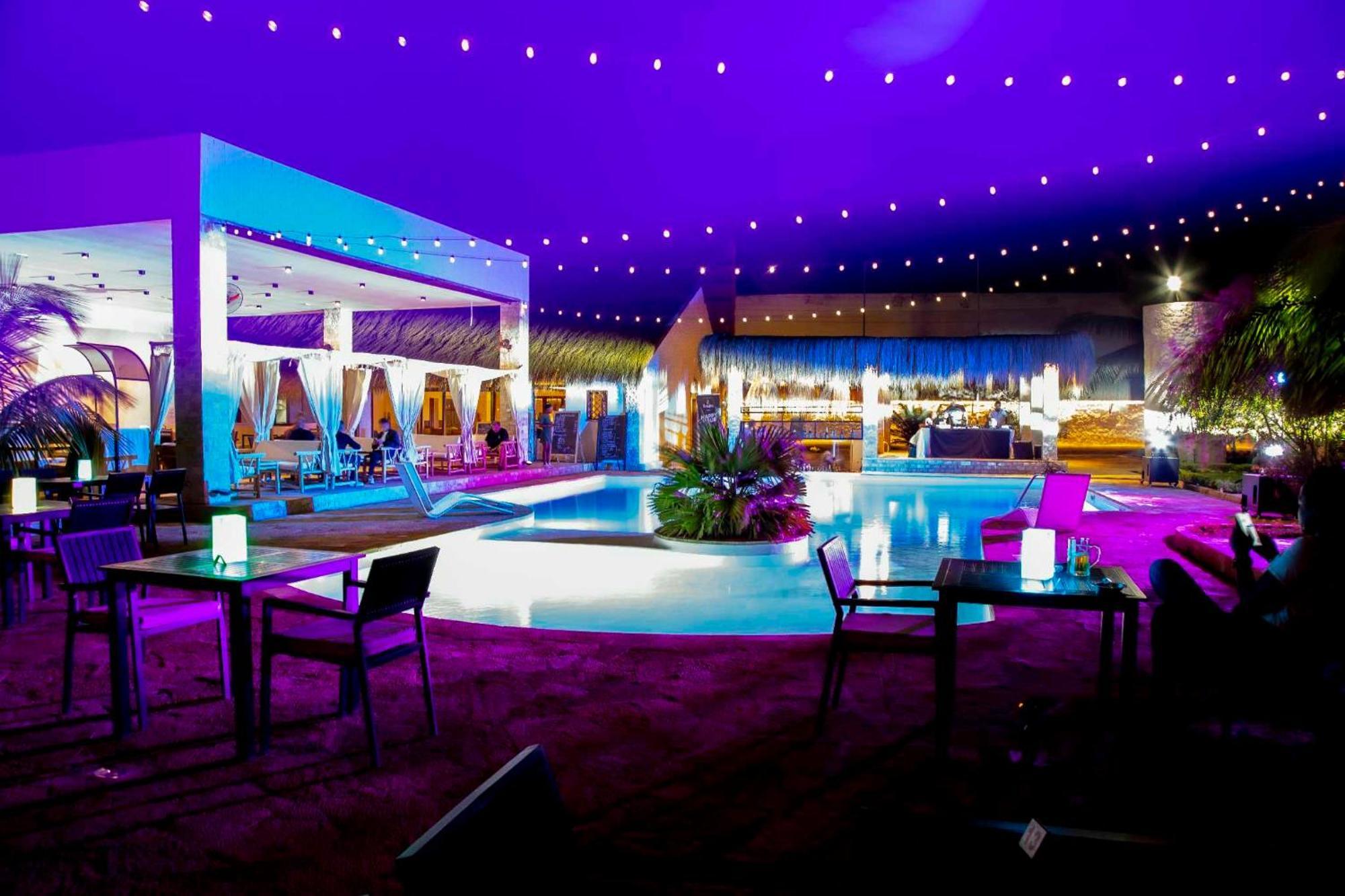 Le Vahine Eco-Resort Toliara Bagian luar foto